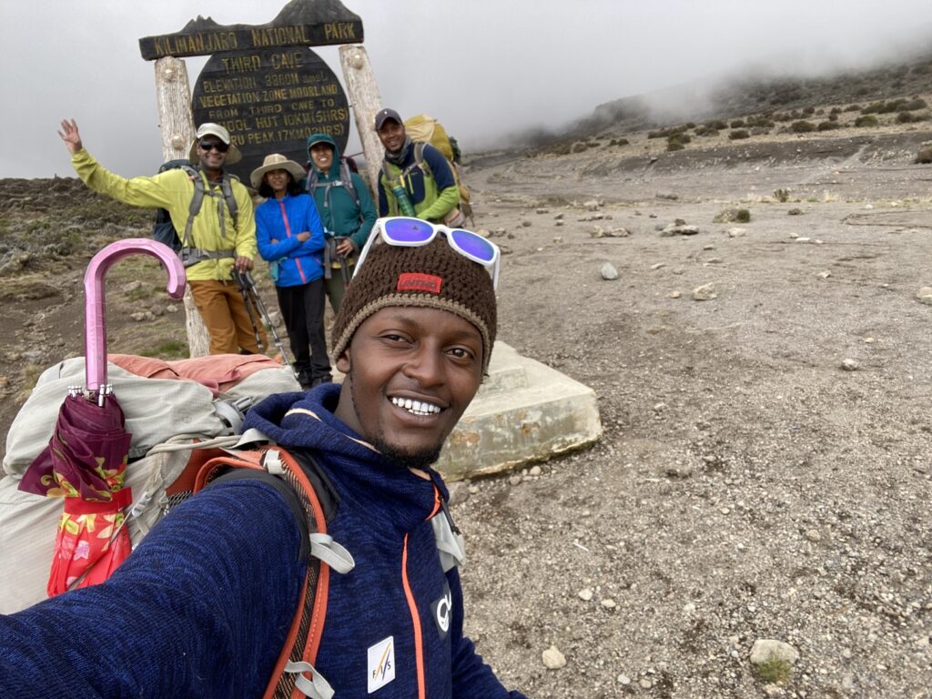 Kilimanjaro Experts Guide - Dickson