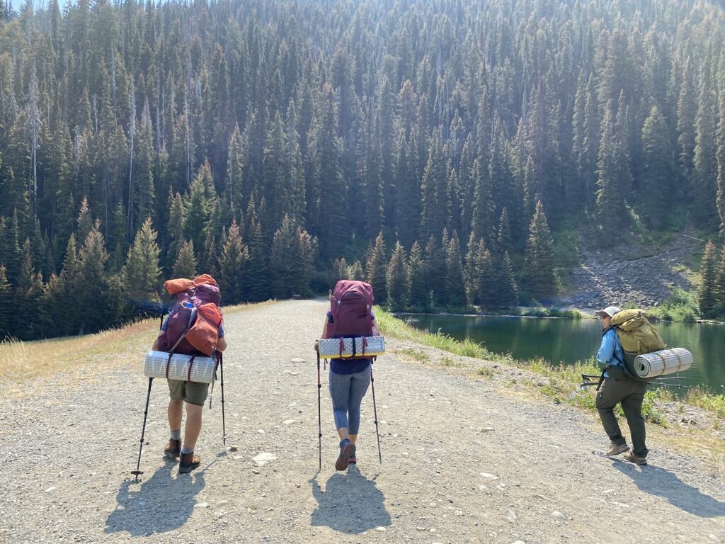 Lightning Lakes Chain Trail