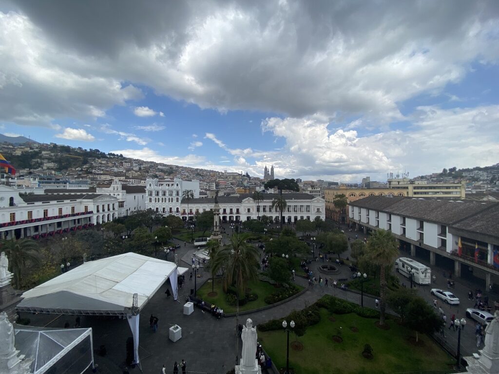 Quito Plaza Grande