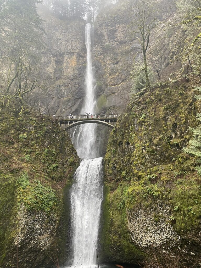 Washington Oregon Road Trip Multnomah Falls